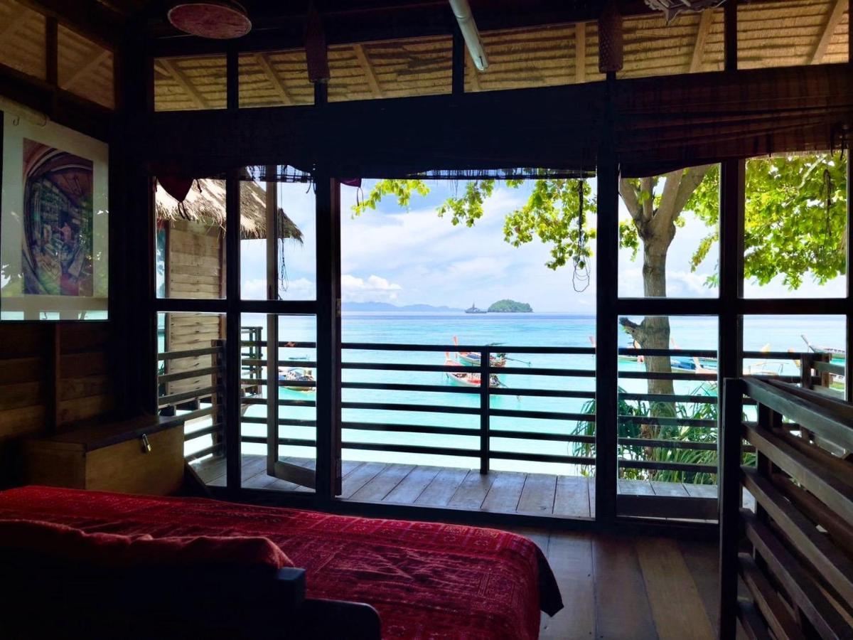 Castaway Resort Koh Lipe Buitenkant foto