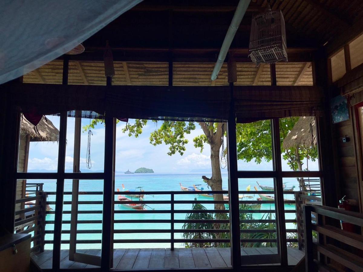 Castaway Resort Koh Lipe Buitenkant foto