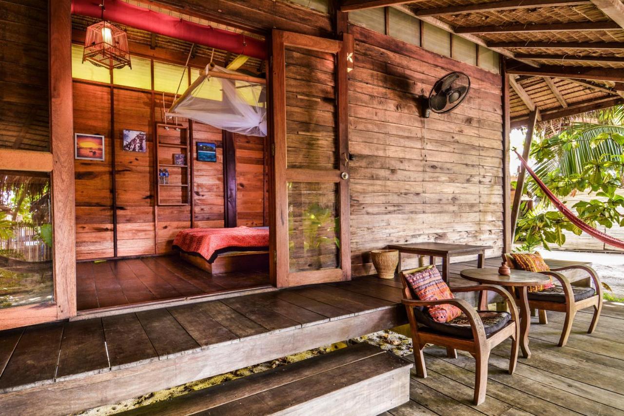 Castaway Resort Koh Lipe Buitenkant foto