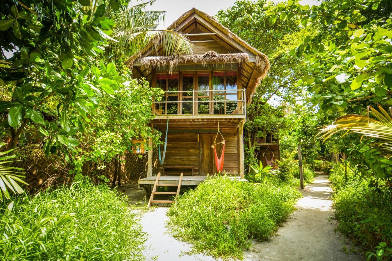 Castaway Resort Koh Lipe Buitenkant foto